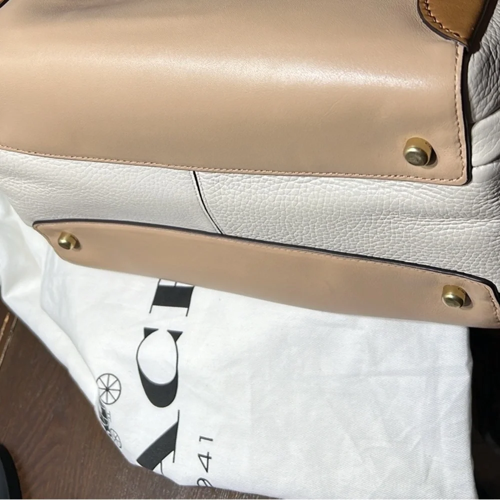 Coach 1941 Harmony Hobo In Colorblock NWT - Picture 11 of 17